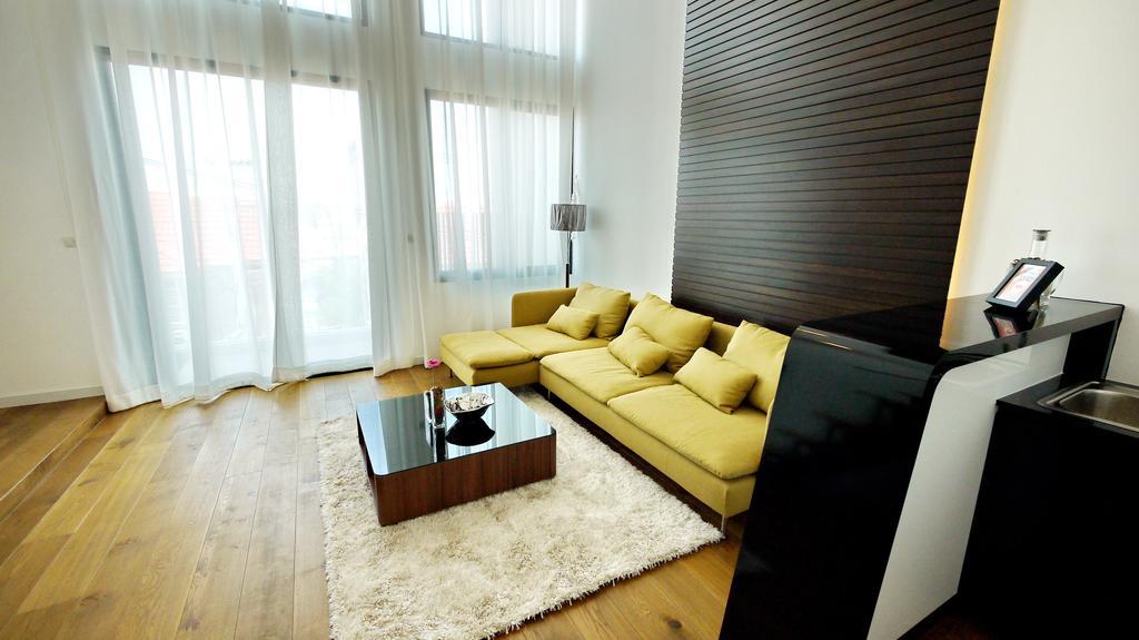 The Win Residence Pattaya Exteriör bild