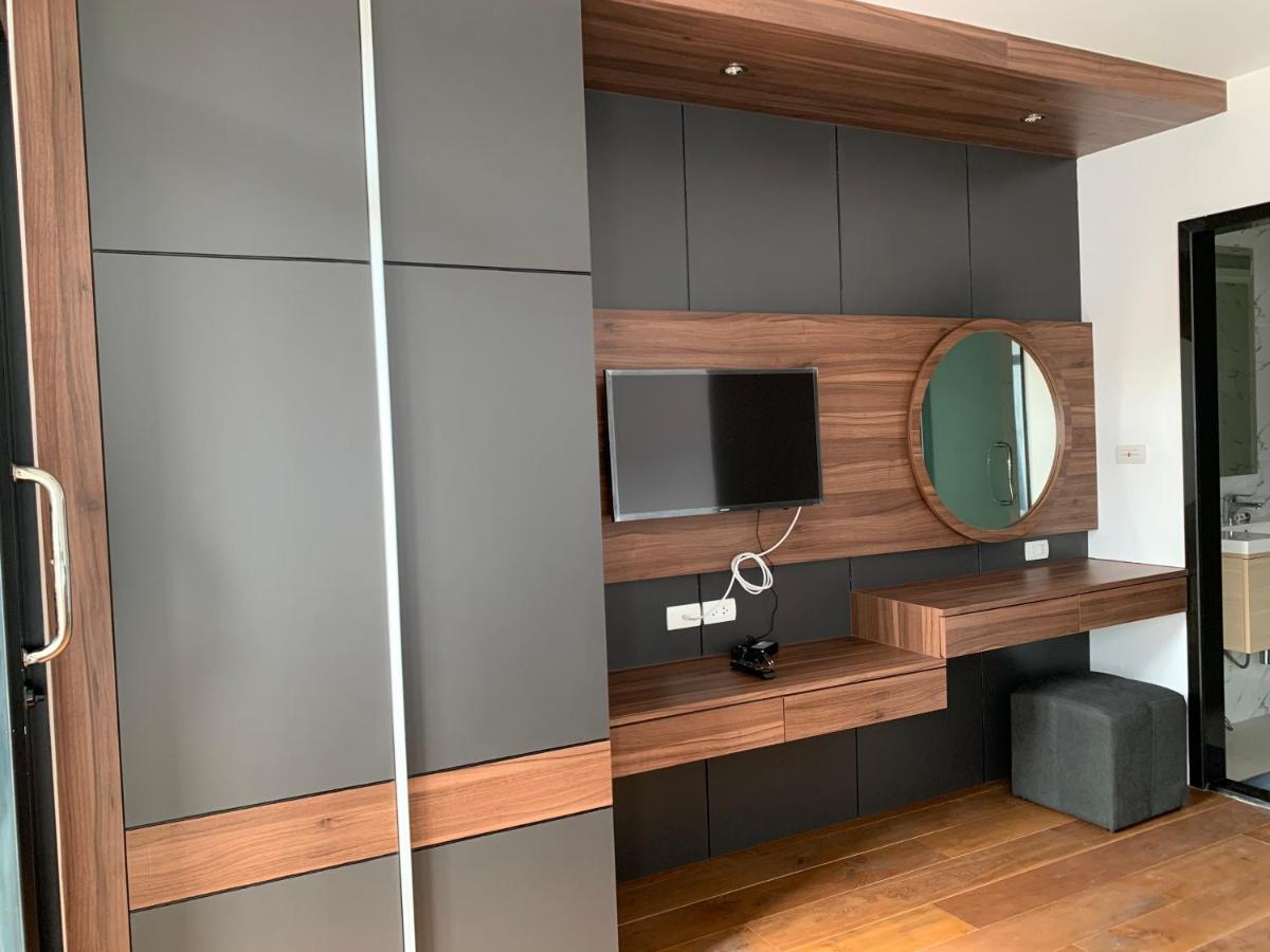 The Win Residence Pattaya Exteriör bild